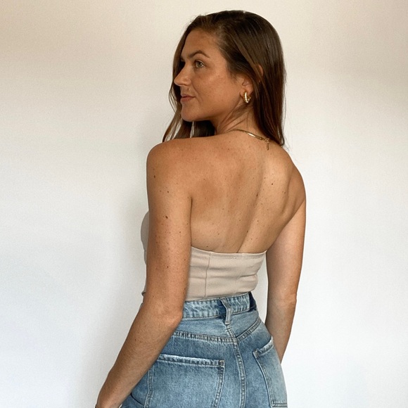 Beige Hook and Eye Enclosure Corset - Picture 2 of 3